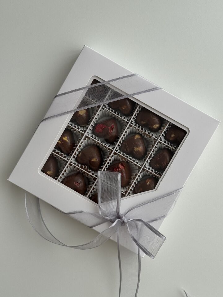 Nemâ Natural Çatlak Kalpli Doğal Çikolata